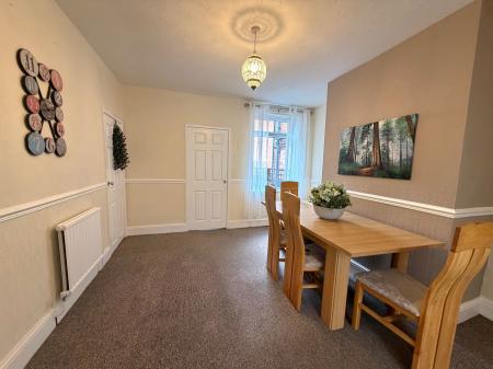3 bedroom Terraced House for sale in Welbeck Road, Mansfield Woodhouse, NG19