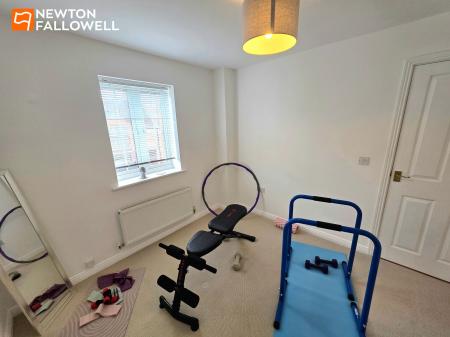4 bedroom End of terrace house for sale in Rufford Drive, Mansfield Woodhouse, NG19