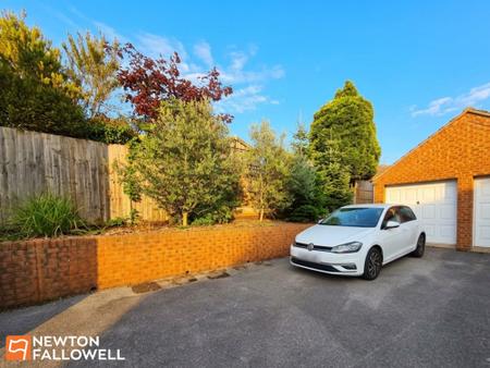 4 bedroom End of terrace house for sale in Rufford Drive, Mansfield Woodhouse, NG19