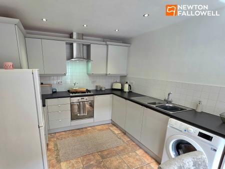 4 bedroom End of terrace house for sale in Rufford Drive, Mansfield Woodhouse, NG19