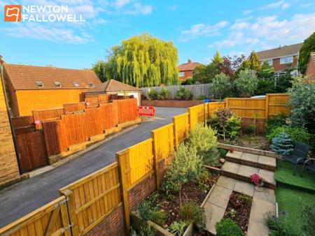 4 bedroom End of terrace house for sale in Rufford Drive, Mansfield Woodhouse, NG19