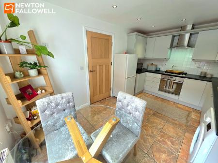 4 bedroom End of terrace house for sale in Rufford Drive, Mansfield Woodhouse, NG19
