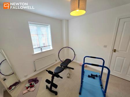 4 bedroom End of terrace house for sale in Rufford Drive, Mansfield Woodhouse, NG19