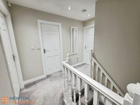 4 bedroom Detached house for sale in Broughton Close, Clipstone Village, NG21