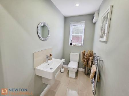 4 bedroom Detached house for sale in Broughton Close, Clipstone Village, NG21