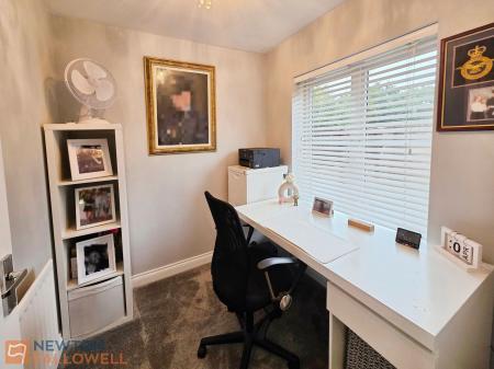 4 bedroom Detached house for sale in Broughton Close, Clipstone Village, NG21