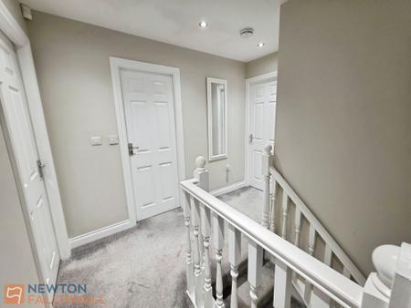 4 bedroom Detached house for sale in Broughton Close, Clipstone Village, NG21