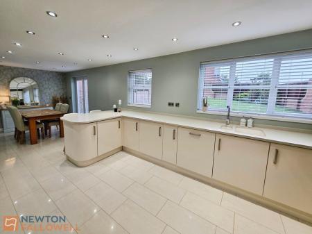 4 bedroom Detached house for sale in Broughton Close, Clipstone Village, NG21