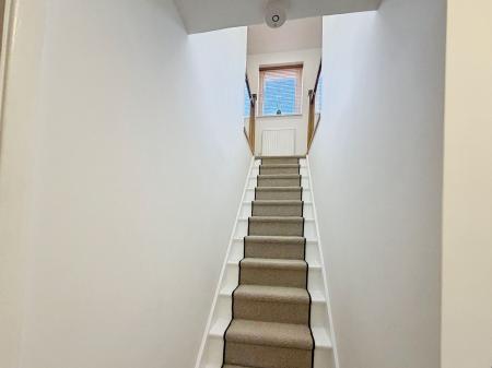 3 bedroom Detached house for sale in Churchfield Drive, Rainworth, NG21