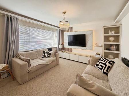 3 bedroom Detached house for sale in Churchfield Drive, Rainworth, NG21