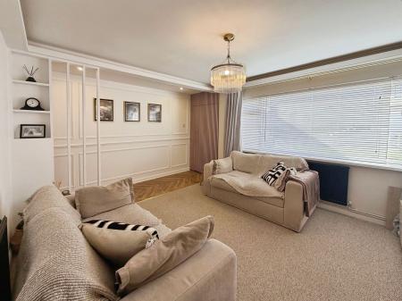 3 bedroom Detached house for sale in Churchfield Drive, Rainworth, NG21