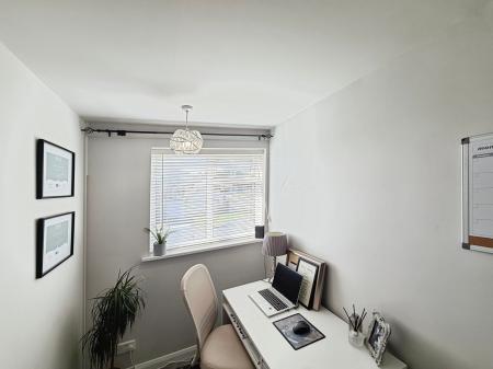 3 bedroom Detached house for sale in Churchfield Drive, Rainworth, NG21