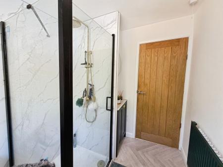 3 bedroom Detached house for sale in Churchfield Drive, Rainworth, NG21