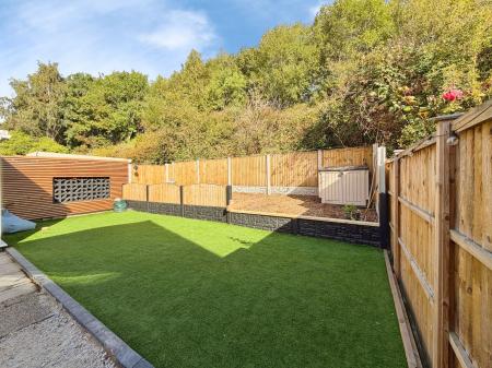 3 bedroom Detached house for sale in Churchfield Drive, Rainworth, NG21