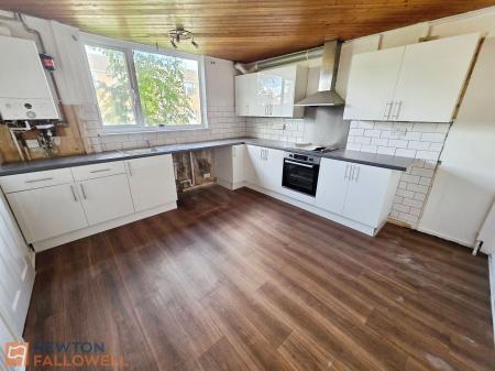 3 bedroom Terraced House for sale in Edwalton Court, Mansfield, NG18