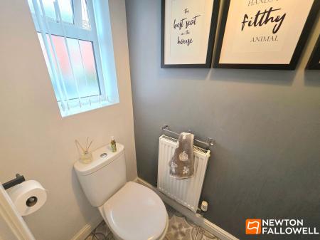 4 bedroom Terraced House for sale in Cavendish Street, Mansfield Woodhouse, NG19