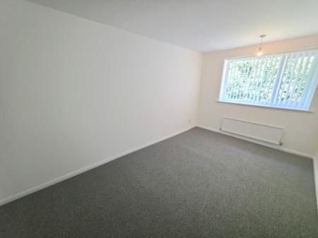 2 bedroom Apartment to let in Millside, Mansfield, NG18