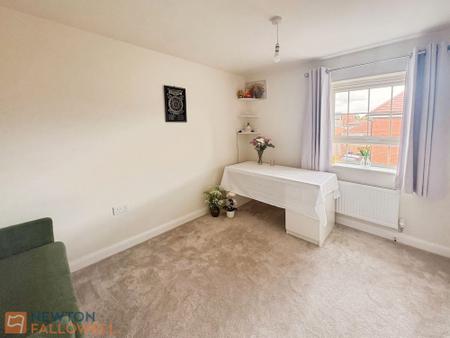 4 bedroom Detached house for sale in Grasshopper Green, Sutton-In-Ashfield, NG17