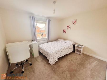 4 bedroom Detached house for sale in Grasshopper Green, Sutton-In-Ashfield, NG17