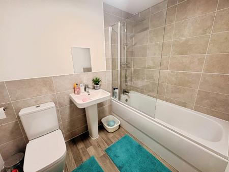 4 bedroom Detached house for sale in Grasshopper Green, Sutton-In-Ashfield, NG17