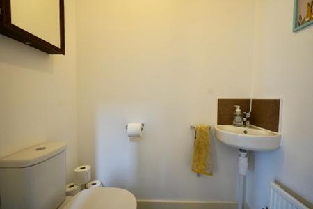 4 bedroom Detached house for sale in Mandalay Road, Pleasley, NG19