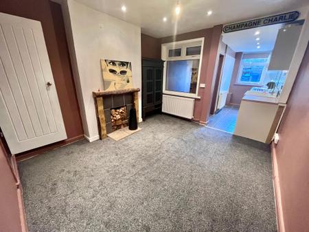 2 bedroom Terraced House to let in Gedling Street, Mansfield, NG18
