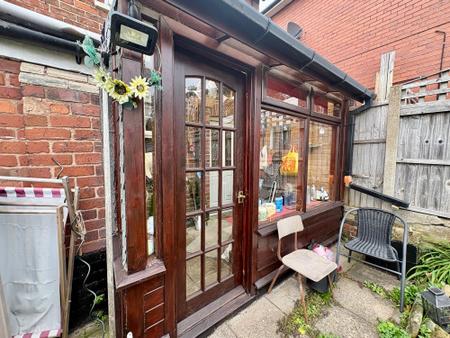 3 bedroom Terraced House for sale in Linden Street, Mansfield, NG19