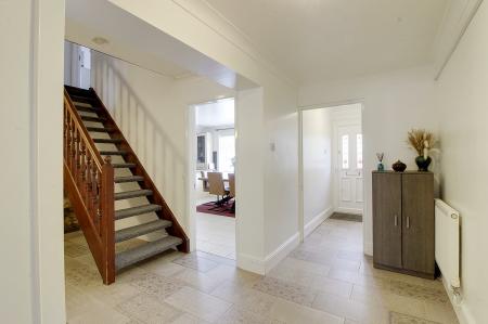 5 bedroom Detached house for sale in Eastgate, Deeping St. James, PE6