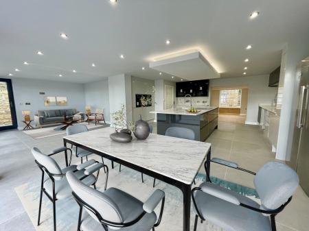 High Street, Market Deeping, PE6