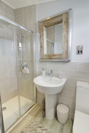 3 bedroom Lodge for sale in Langtoft Lakes, Langtoft, PE6