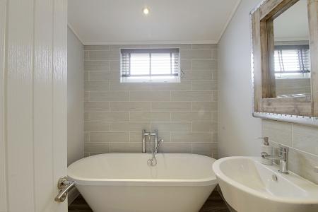 3 bedroom Lodge for sale in Langtoft Lakes, Langtoft, PE6