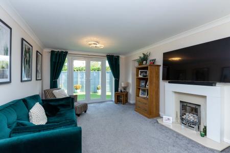 5 bedroom Detached house for sale in Prestland, Market Deeping, PE6