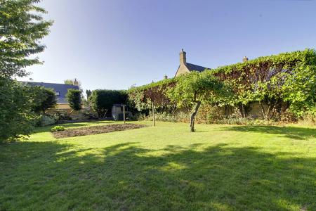 4 bedroom Character Property for sale in St Pegas Road, Peakirk, PE6