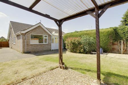 3 bedroom Bungalow for sale in Tuckers Nook, Maxey, PE6