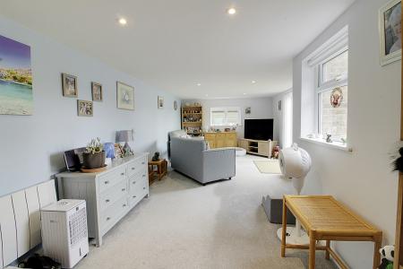 2 bedroom Detached bungalow for sale in Welland Way, Deeping St. James, PE6