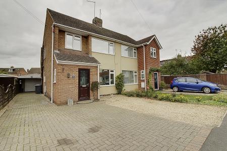 Castle Drive, Northborough, PE6