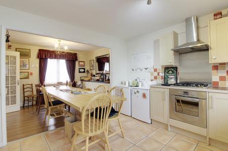 4 bedroom Detached house for sale in Hay Barn Road, Deeping St Nicholas, PE11