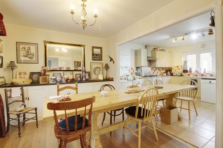 4 bedroom Detached house for sale in Hay Barn Road, Deeping St Nicholas, PE11