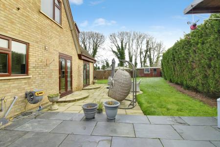 3 bedroom Detached house for sale in Pingle Lane, Northborough, PE6