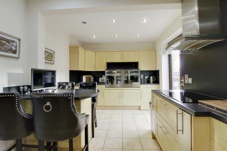 3 bedroom Detached house for sale in Pingle Lane, Northborough, PE6