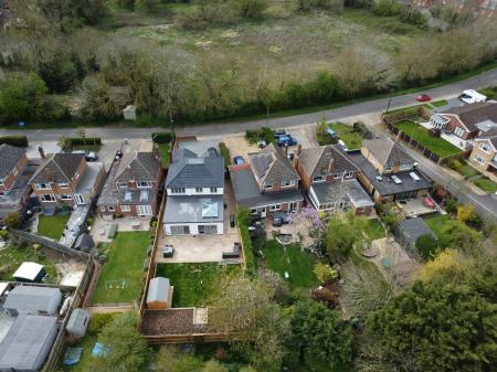 4 bedroom Detached house for sale in Village Streets, Frognall, PE6