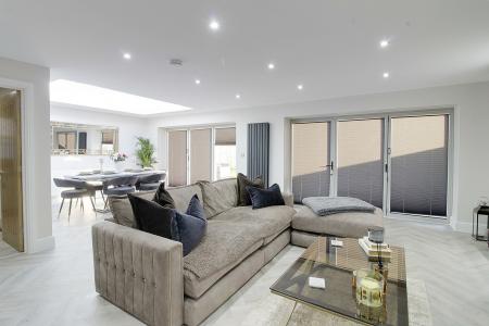 4 bedroom Detached house for sale in Village Streets, Frognall, PE6