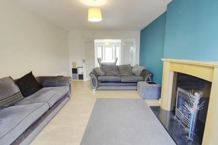 5 bedroom Detached house for sale in Cornfield Close, Deeping St Nicholas, PE11