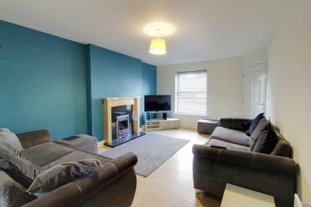 5 bedroom Detached house for sale in Cornfield Close, Deeping St Nicholas, PE11