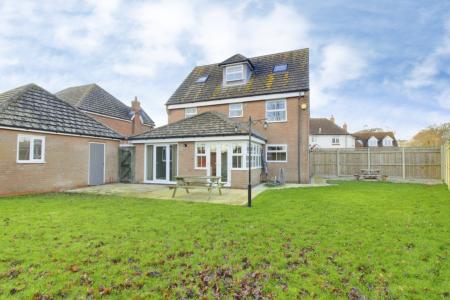 5 bedroom Detached house for sale in Cornfield Close, Deeping St Nicholas, PE11