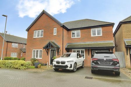 Windsor Gardens, Market Deeping, PE6