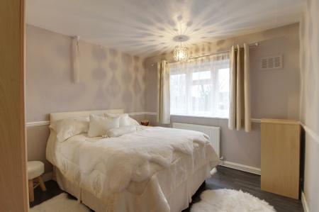 3 bedroom Terraced House to let in Godsey Crescent, Market Deeping, PE6