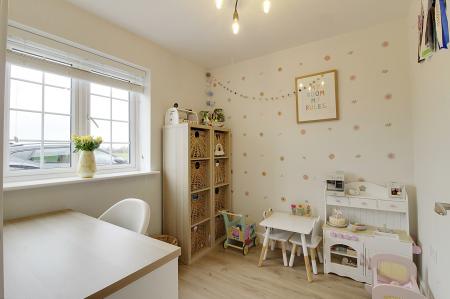 4 bedroom Detached house for sale in Streton Gardens, Deeping St. James, PE6