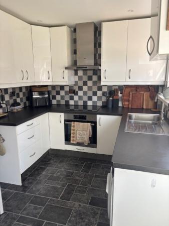 2 bedroom Semi-detached house to let in Brudenell Close, Baston, PE6