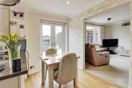 3 bedroom Chalet for sale in Guntons Road, Newborough, PE6